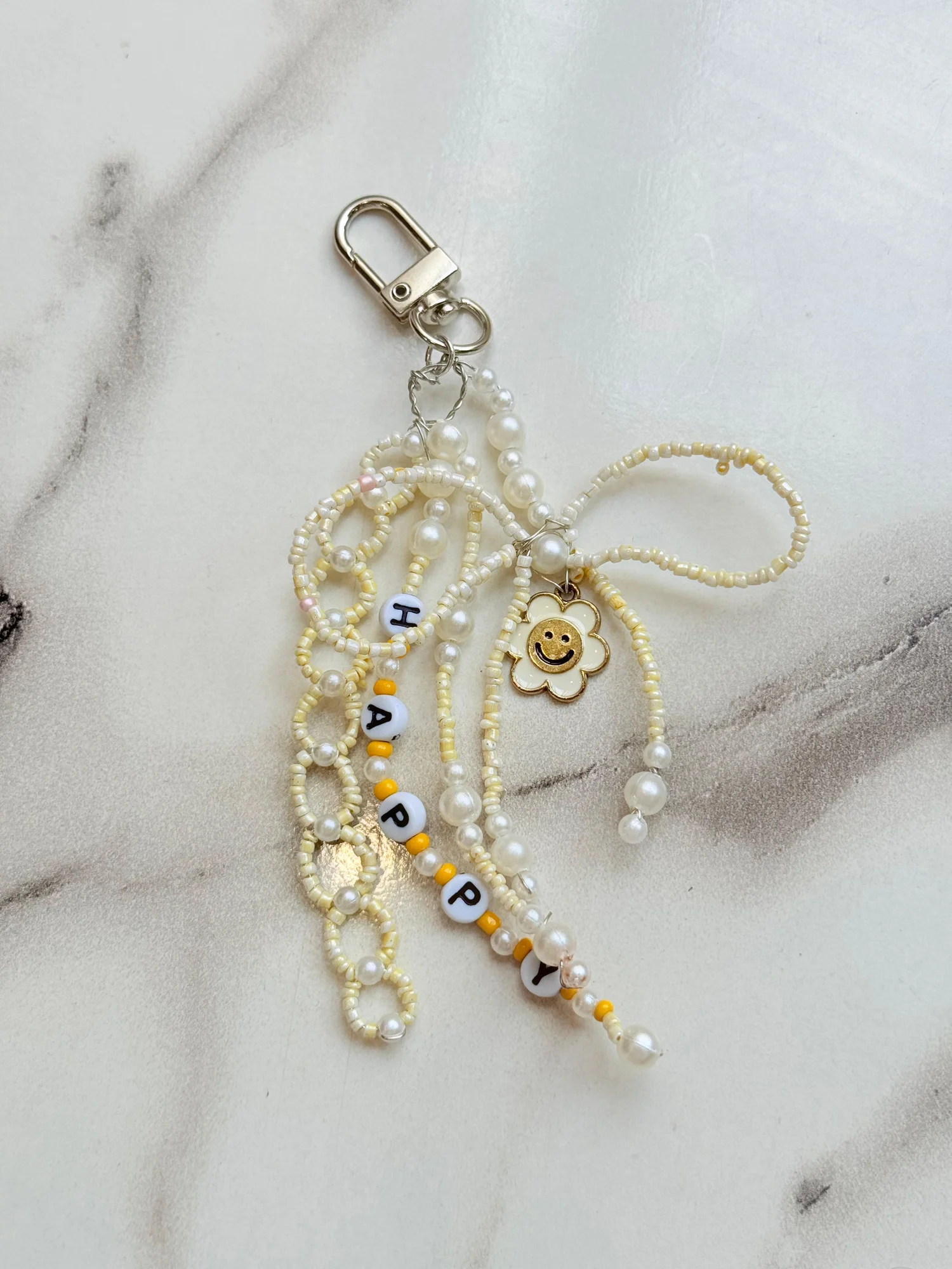 🌼Smiley Buttercup Keychain 3