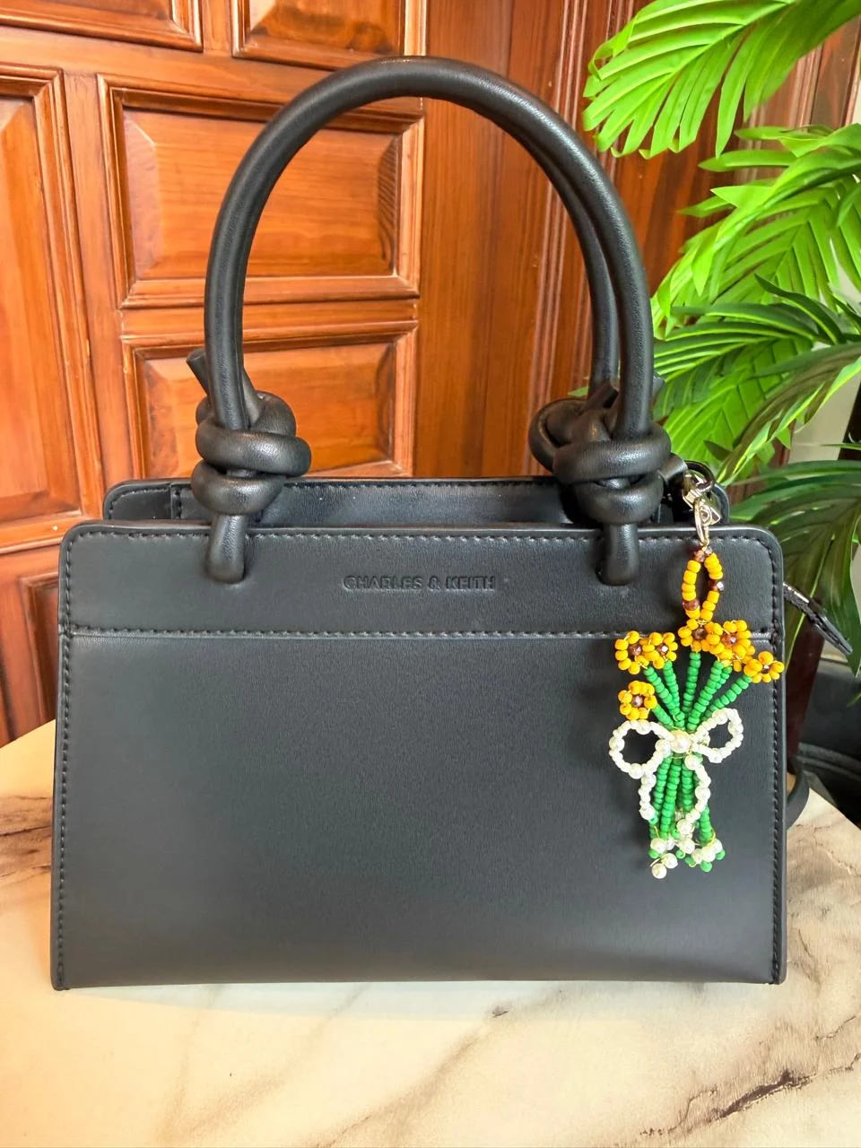 🌻Sunny Pearl Posy Keychain