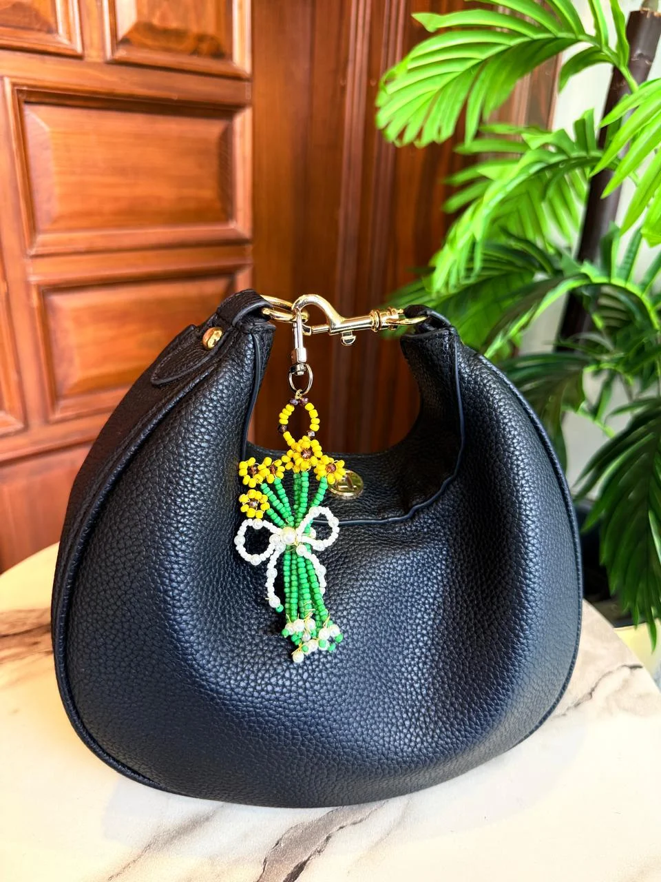 🌻Sunny Pearl Posy Keychain 3